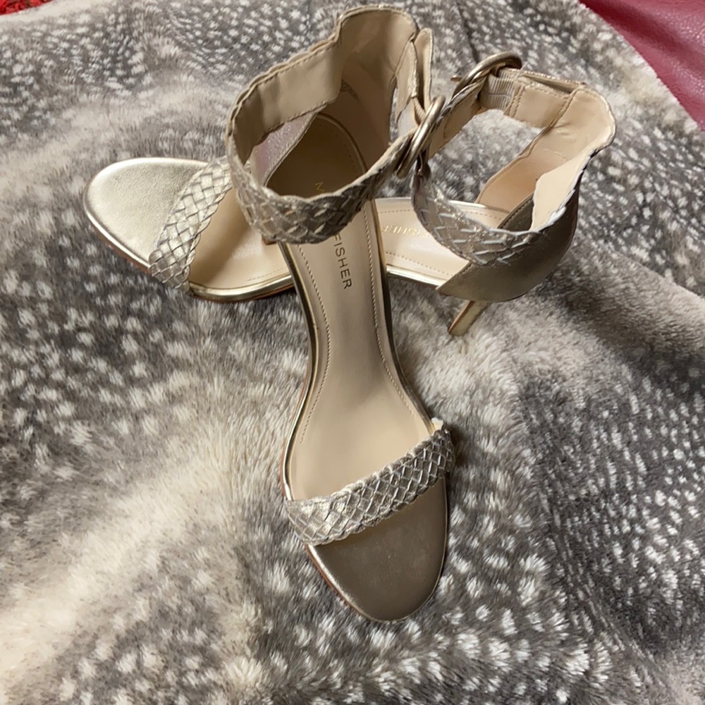 NWOB. Sandal heels by Marc Fisher